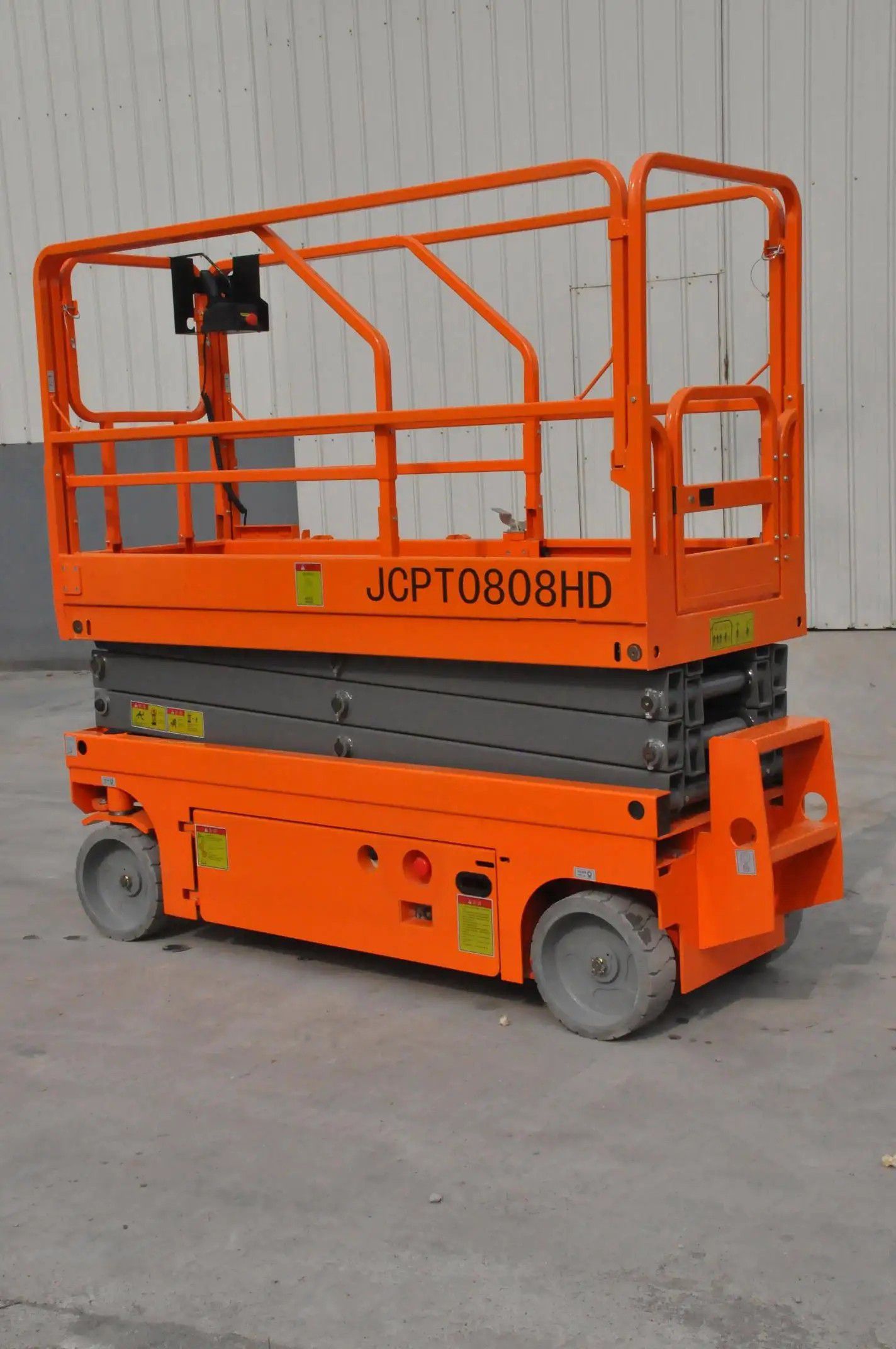 電動(dòng)升降機(jī)